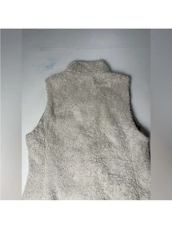 Patagonia Women's Fleece Vest
Gray Sherpa Full Zip Size L
Outdoor Hiking - Picture 12 of 12